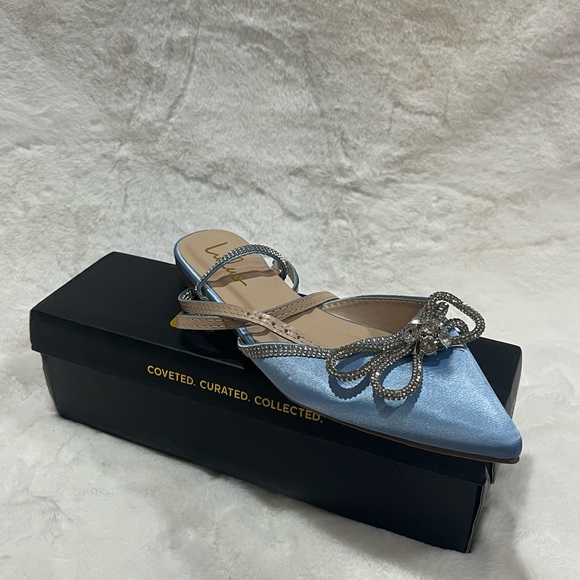 Brand new Lulu’s size 8.5 baby blue satin rhinestone flats - Picture 4 of 4